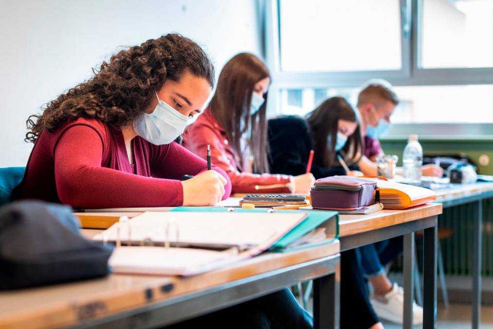 studenti mascherine 1 studenti mascherine