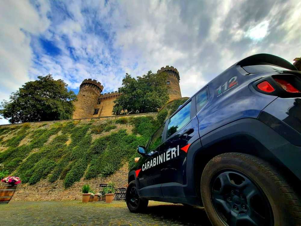 BRACCIANO – Una pattuglia dei Carabinieri BRACCIANO - Una pattuglia dei Carabinieri