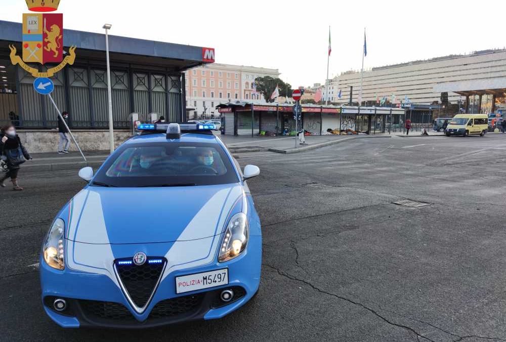Ferito all’addome con un coccio di bottiglia a Termini