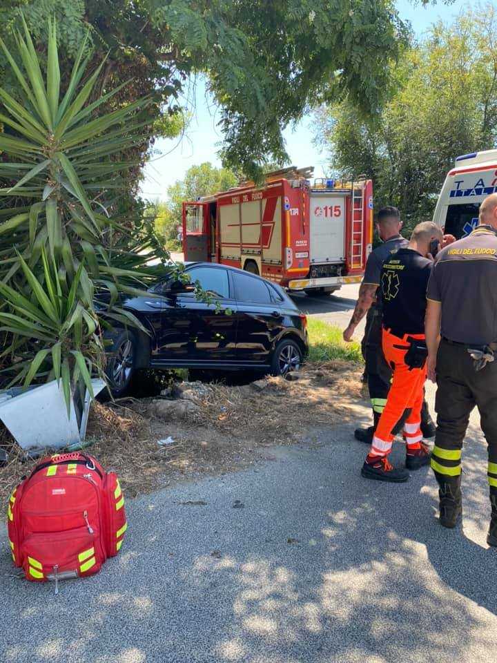 auto cunetta olmetto monteroni auto cunetta olmetto monteroni