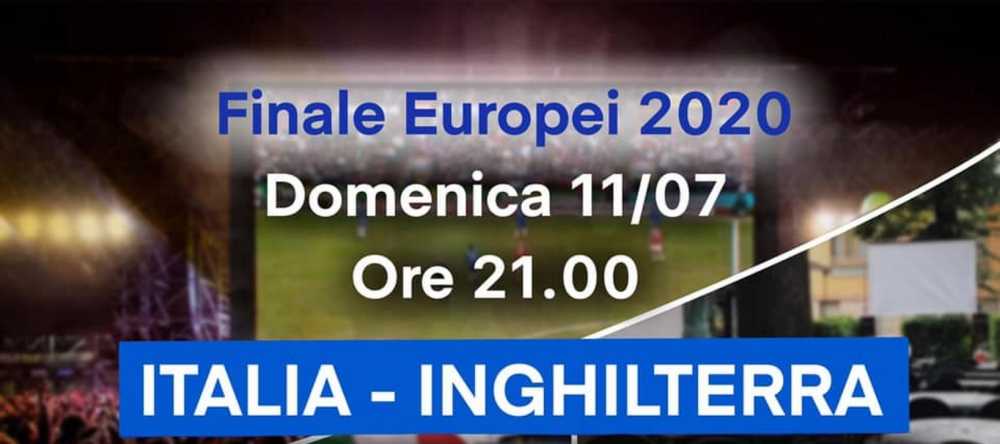 maxischermo italia inghilterra 2 maxischermo italia inghilterra 1