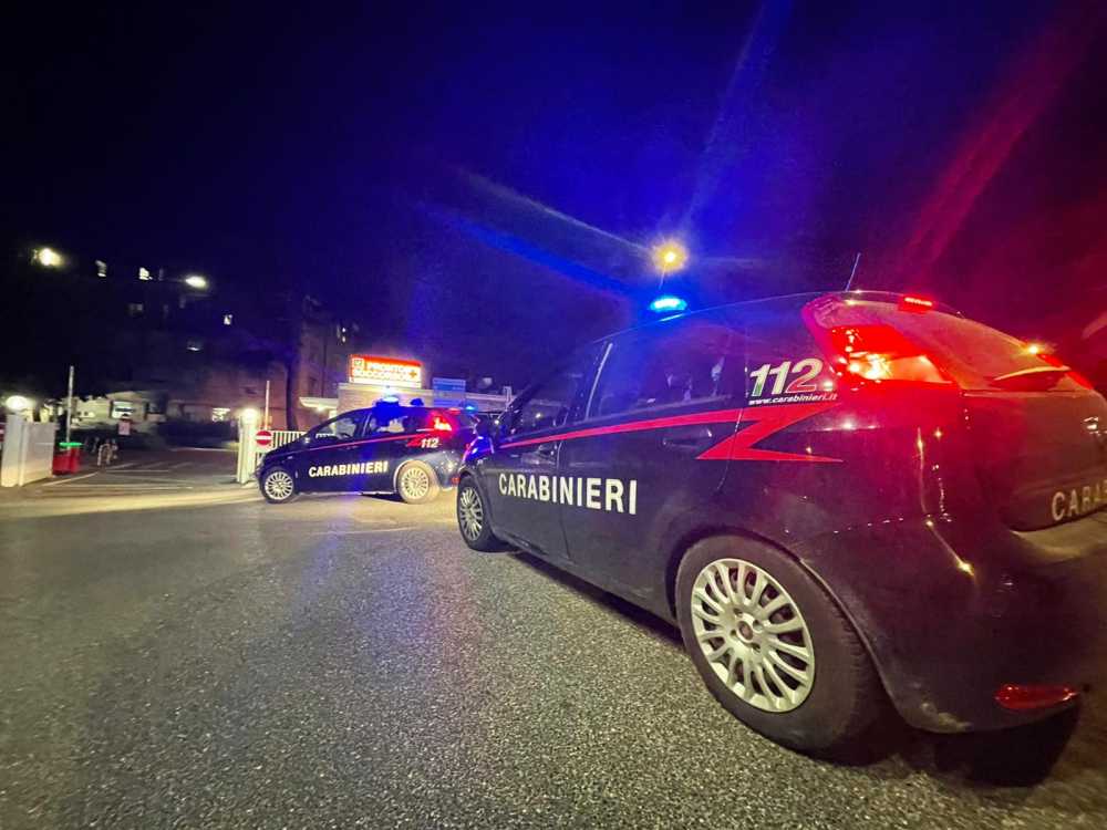 TRIONFALE - Pattuglie di Carabinieri (2)
