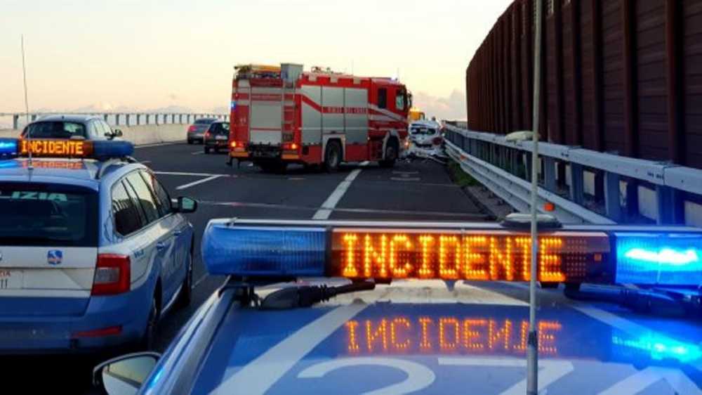 Incidente sulla Pontina, chiuso un tratto in direzione Roma