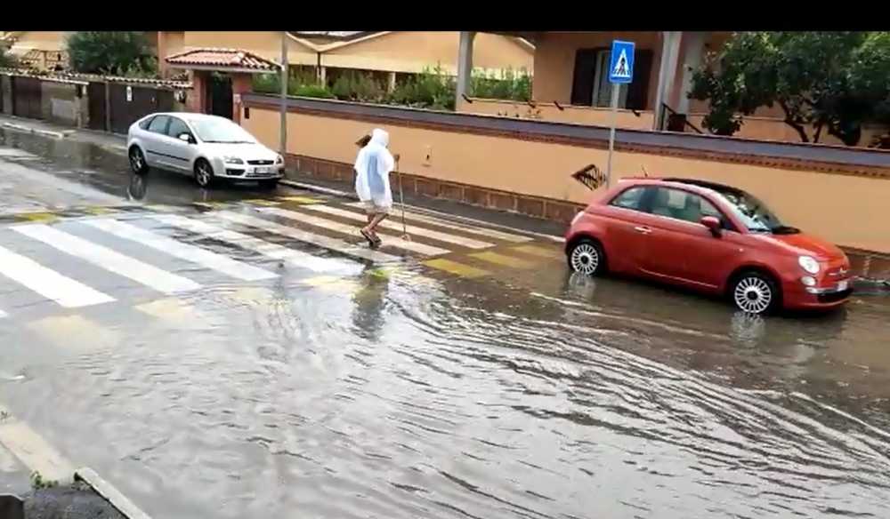 Acqua Via Parigi ladispoli allagata