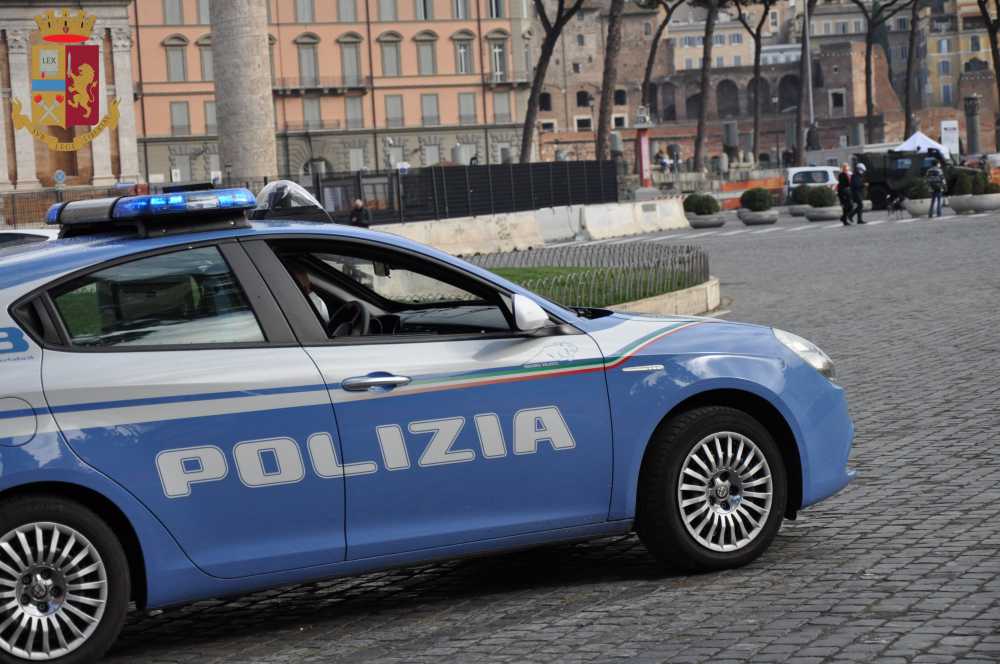 Auto polizia roma
