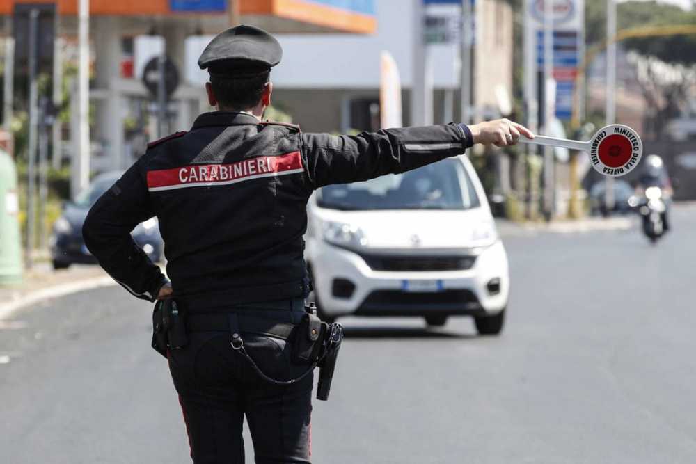 carabinieri blocco