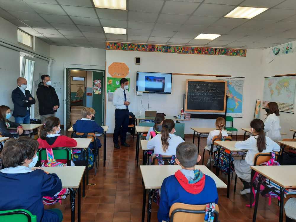 grando scuola api ladispoli 1