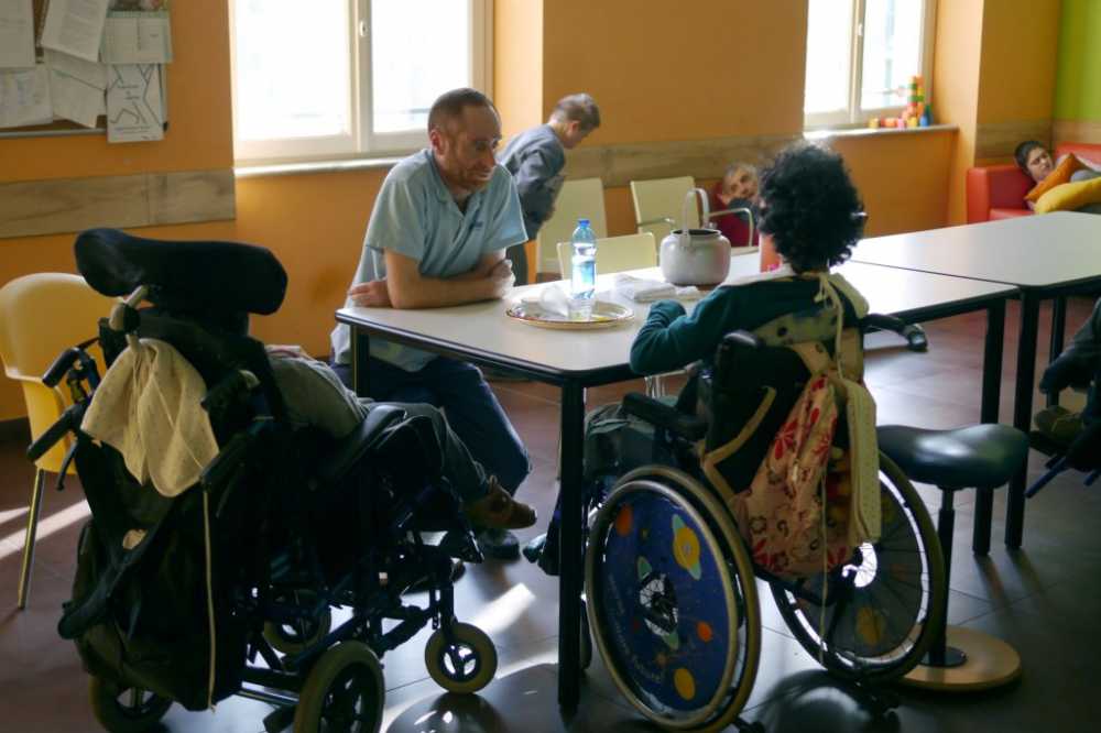 Coabitazione tra persone con disabilità, il Comune di Civitavecchia cerca appartamenti adatti