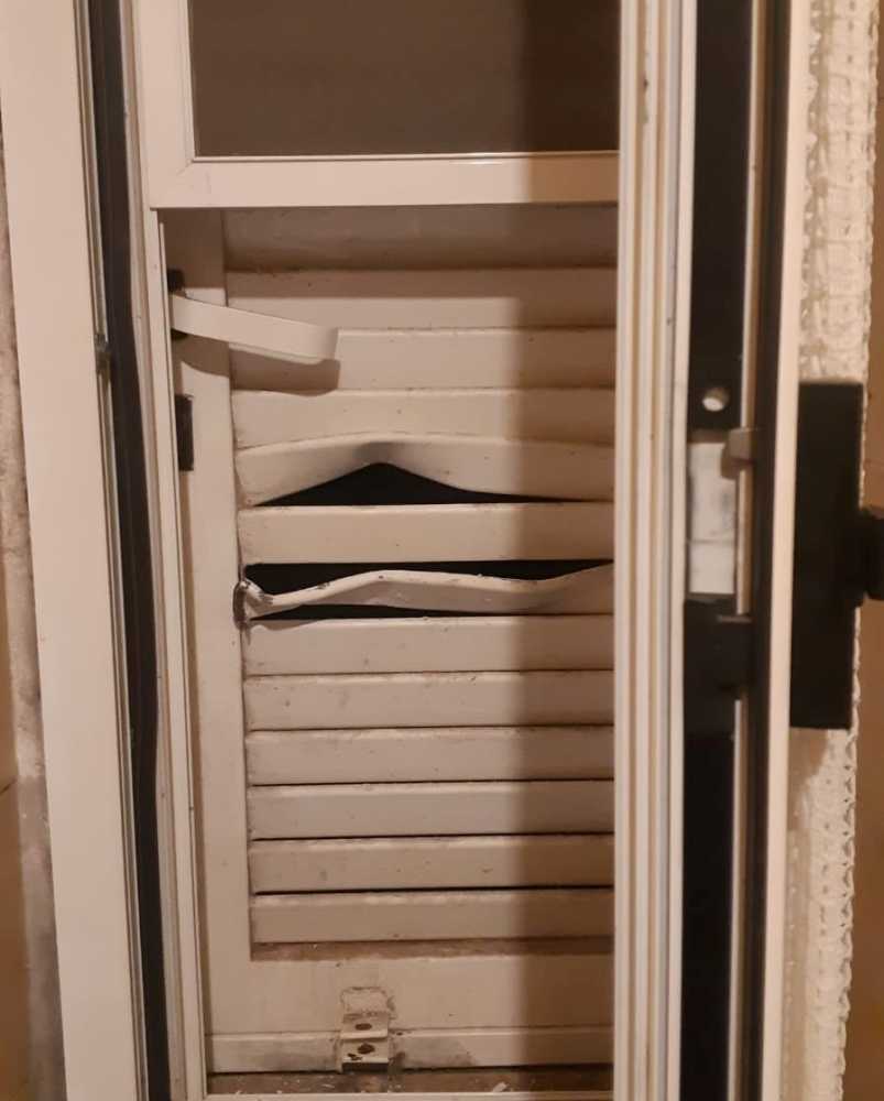 finestra forzata furto