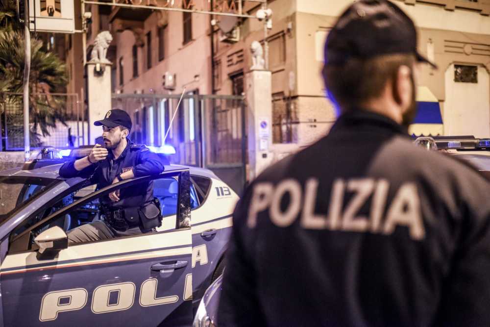 notte sirene polizia notte sirene polizia