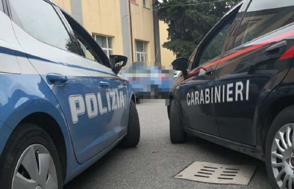 polizia carabinieri polizia carabinieri