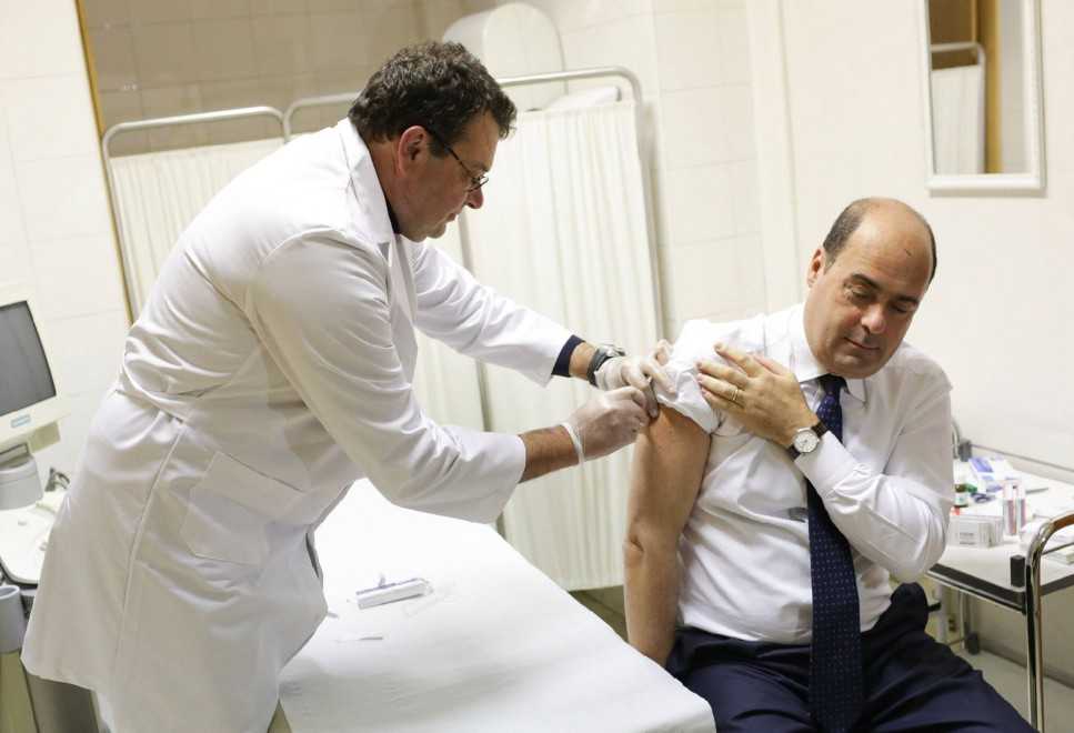 vaccino nicola zingaretti vaccino nicola zingaretti
