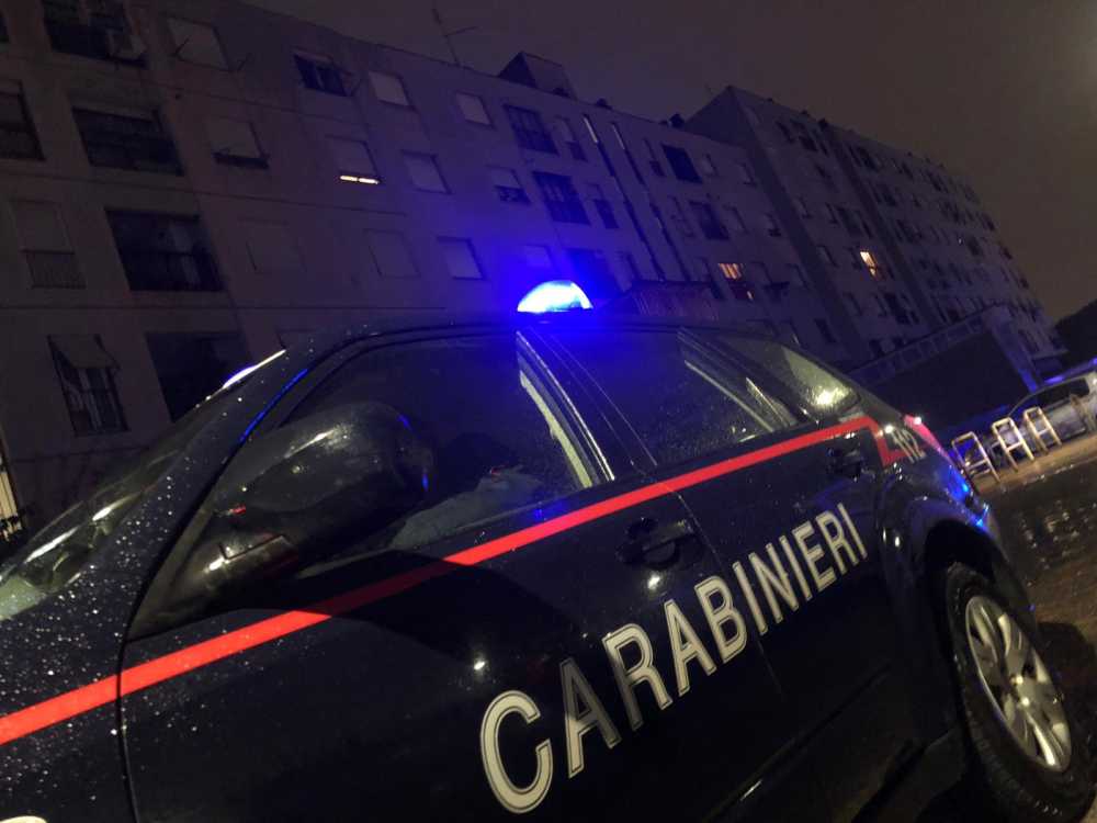 FRASCATI - I controlli dei Carabinieri a Tor Bella Monaca (2)