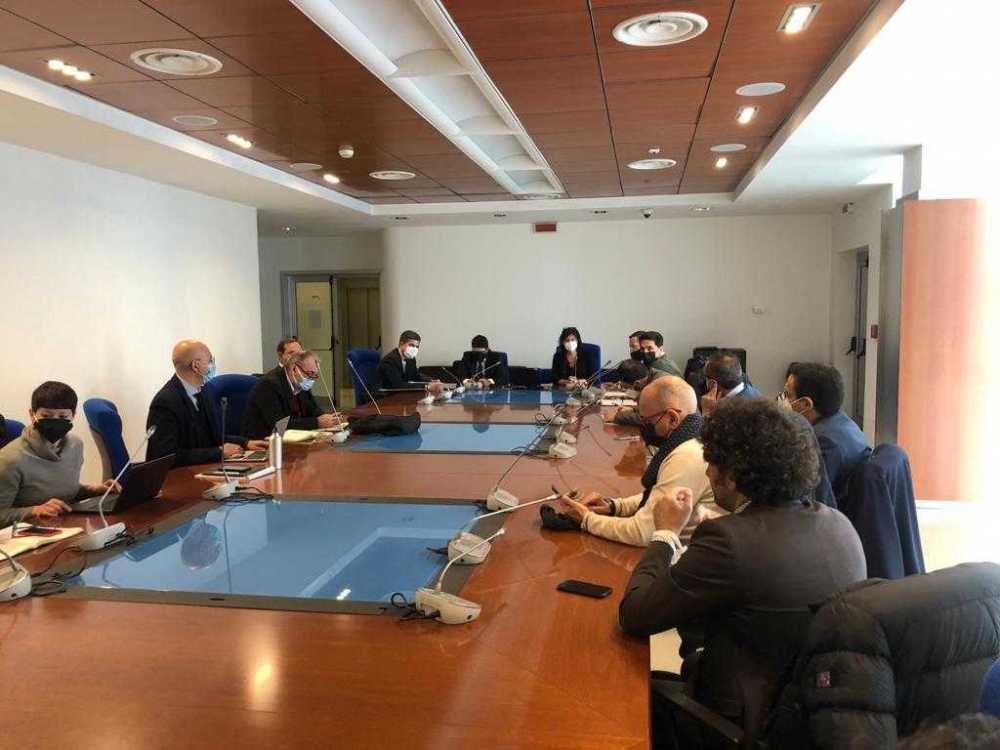 Tavolo autorità portuale trasversale