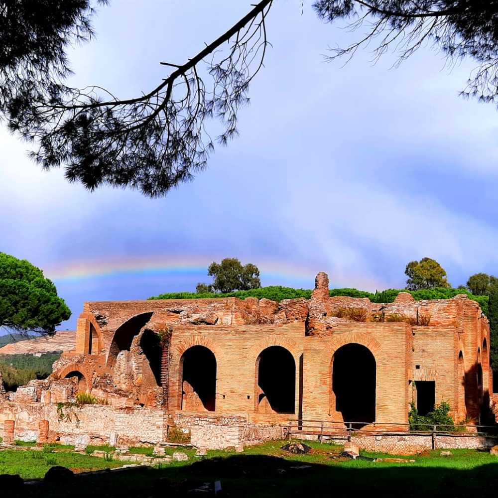 Arcobaleno su Terme Taurine Arcobaleno su Terme Taurine