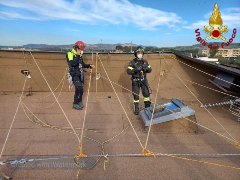 intervento tetti vigili fuoco pompieri vvf civitavecchia 2