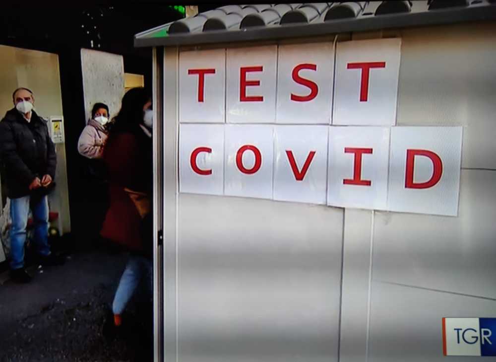 positivi covid tamponi 6 positivi covid tamponi