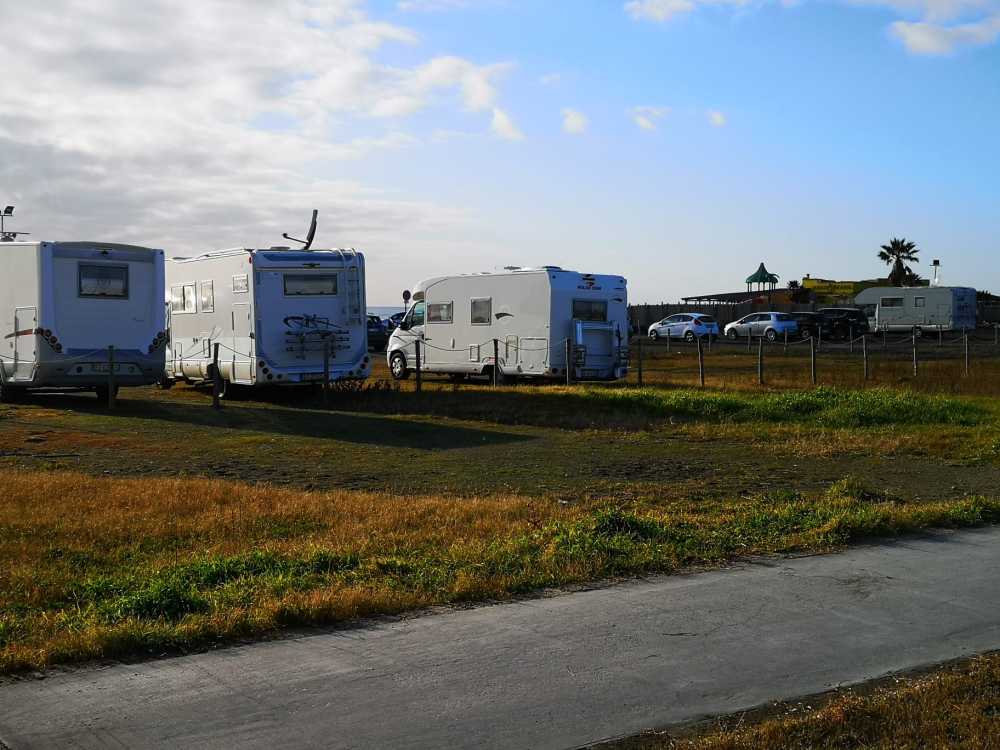 roulotte camper campo di mare