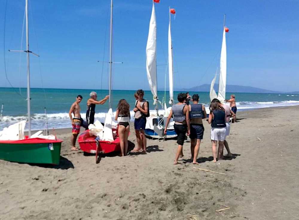 spiaggia_vela vela ragazzi