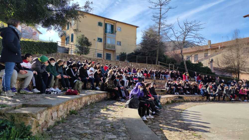 “Conoscere e raccontare il territorio”, per gli studenti una mattinata al parco di Allumiere