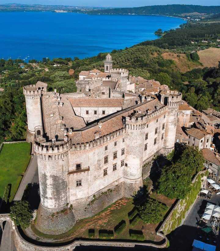 castello lago bracciano