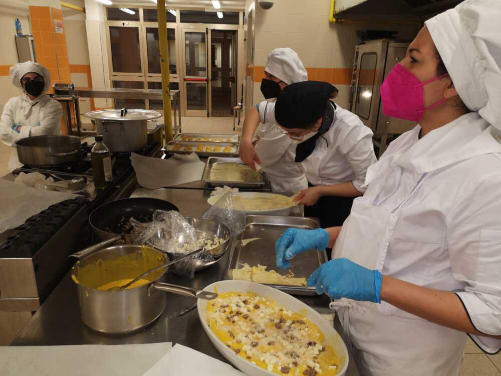 corsi serali per adulti all'alberghiero Cappannari di Civitavecchia