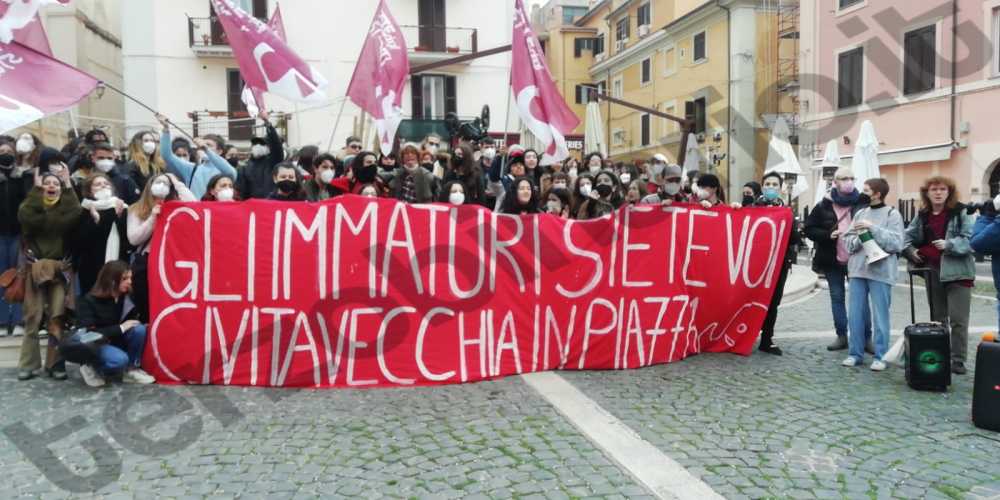 corteo studenti civitavecchia 2022 (3)