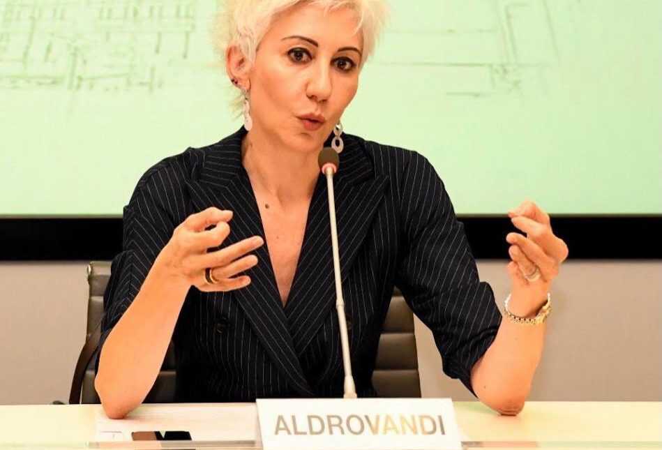 foto elisabetta aldrovandi presentazione libro cerveteri
