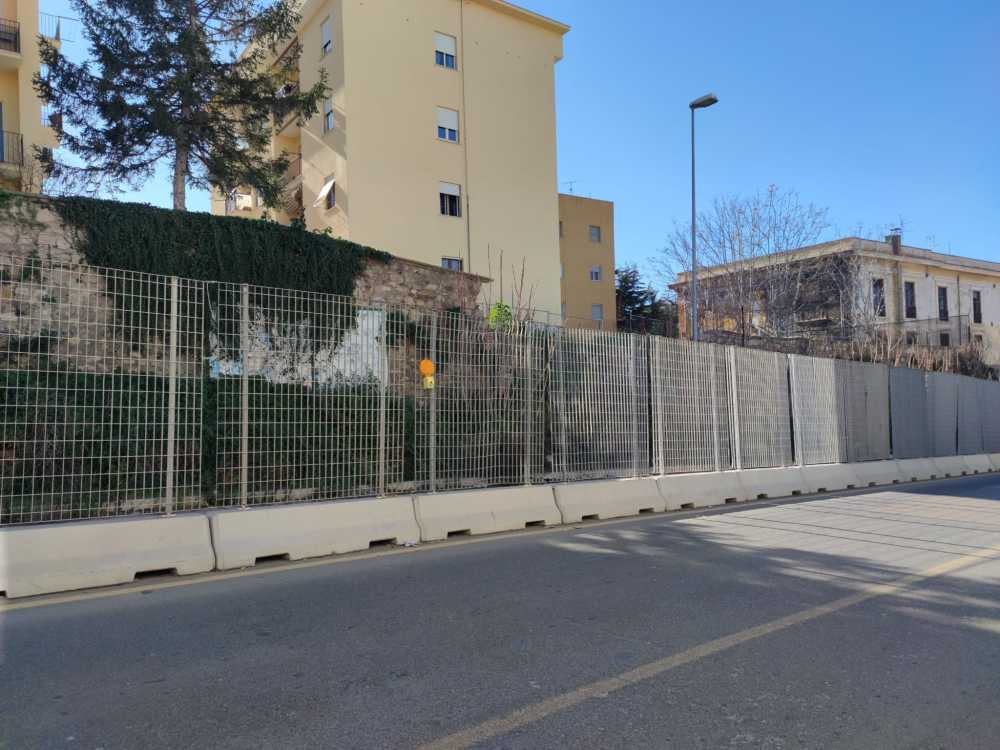 muro crollato via isonzo 1