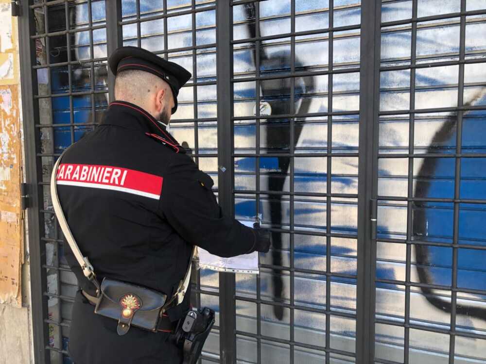 I Carabinieri di Tor Bella Monaca carabinieri chiusura bar