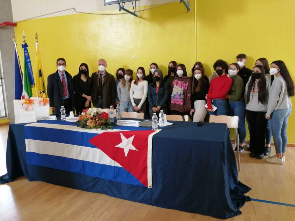 Incontro Averhoff a stituto Vincenzo Cardarelli 5a turistico 6 ambasciatrice cuba al cardarelli