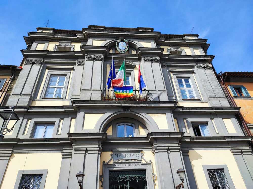 comune bracciano bandiera pace comune bracciano bandiera pace