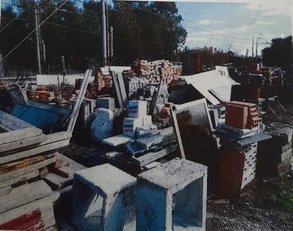 discarica abusiva fiumicino (2) discarica abusiva fiumicino (2)