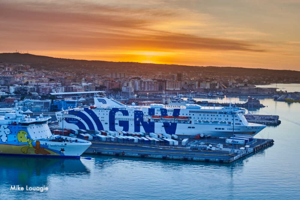gnv Grandi-Navi-Veloci-a-Civitavecchia