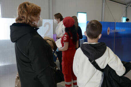 L’hub vaccinale dellla Stazione Termini aperto ai cittadini provenienti dall’Ucraina vaccinazioni ucraina