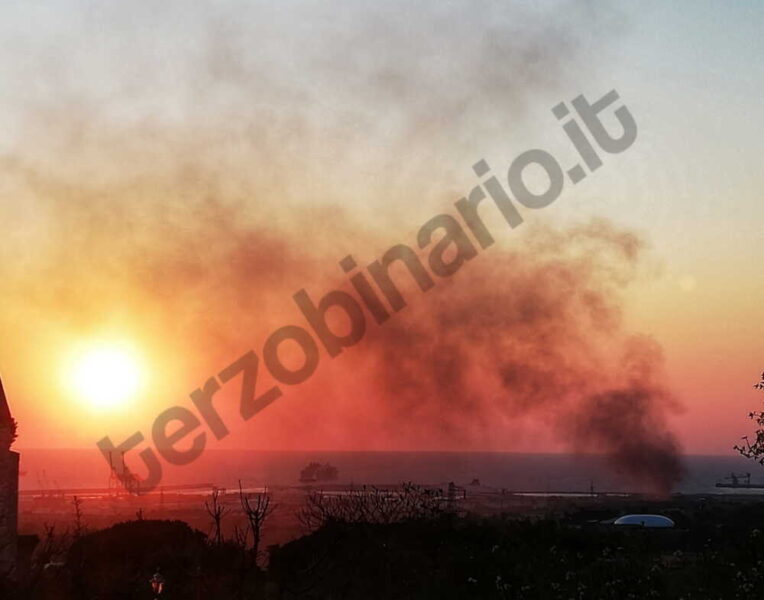 incendio zona industriale civitavecchia 1