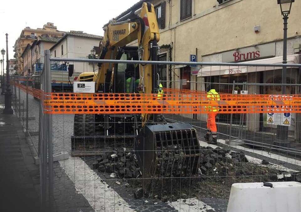 Strade di Bracciano, la Nesi: “Avviato il rifacimento”