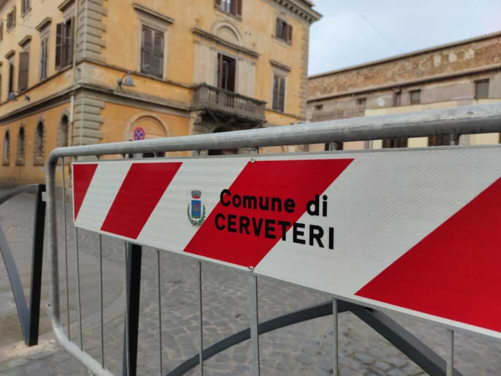 piazza risorgimento cerveteri comune transenna 2 piazza risorgimento cerveteri transenna comune