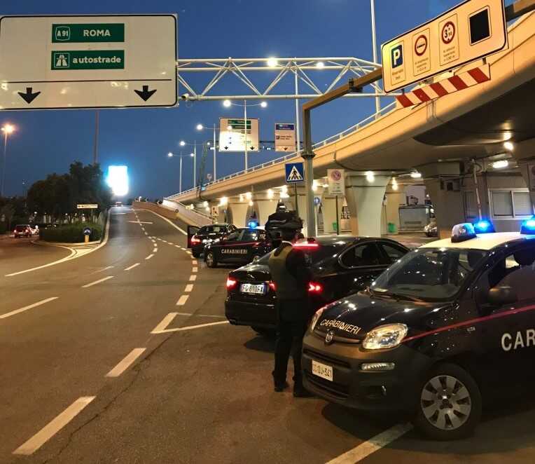 CP AEROPORTI – Controlli dei Carabinieri (2) carabinbieri aeroporto fiumicino