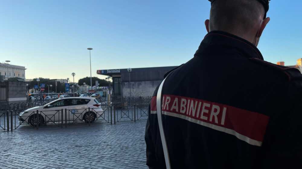 carabinieri roma termini