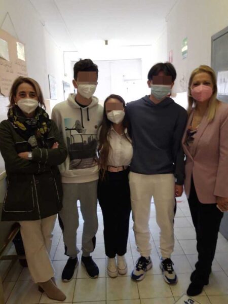 studenti ucraini baffi