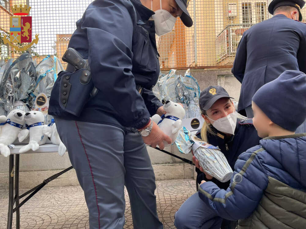 polizia bimbi ucraini polizia bimbi ucraini
