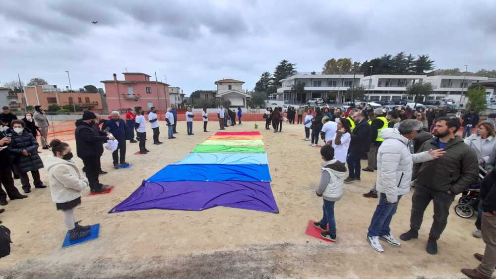 Prima pietra per la piazza di Aranova, il sindaco Montino: “Una festa per gli abitanti”