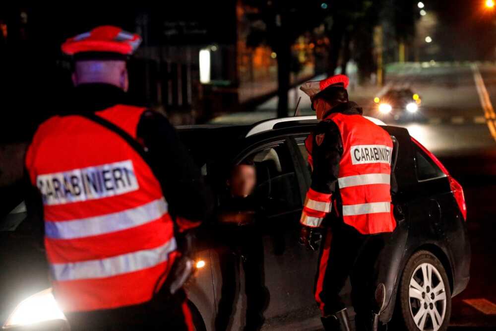 carabinieri notte