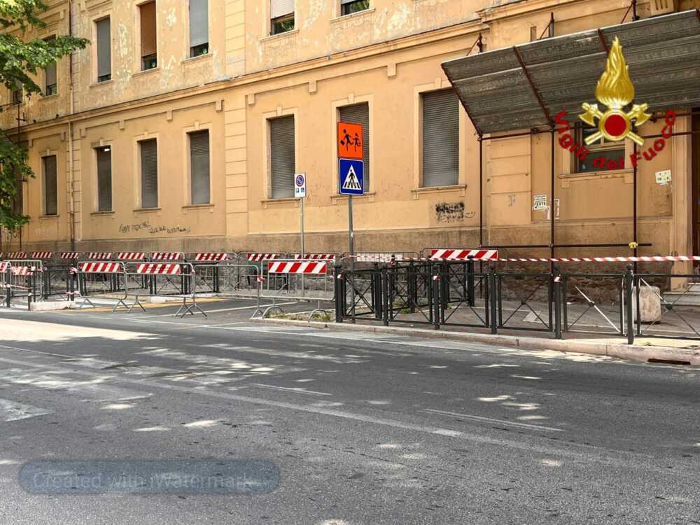 crollo intonaco via Xvi settembre