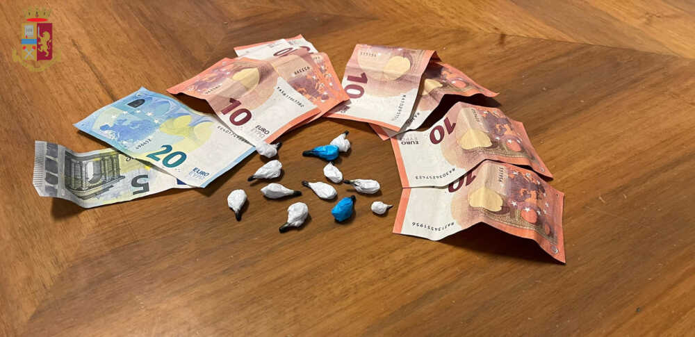 droga polizia soldi droga polizia soldi