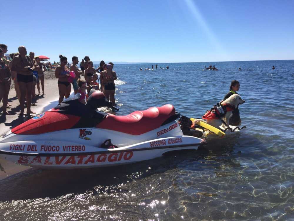 moto_vigili_del_fuoco mare