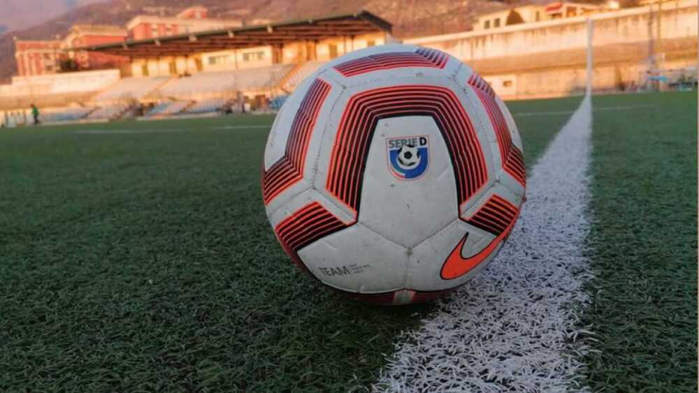 pallone serie d pallone serie d