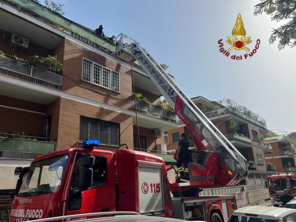 vvf vigili del fuoco pompieri autoscala (1)