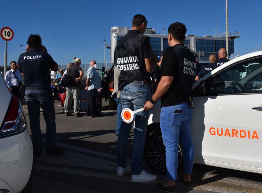 Guardia Costiera di CivitavecchiaPolizia di Frontiera
